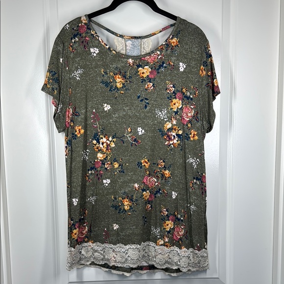 mason & belle Tops - Mason & Belle Alecia Back Detail Lace Trim Knit Top